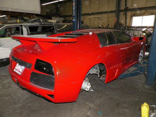 [Lamborghini-Murcielago-Toyota-MR2-10%255B2%255D.jpg]