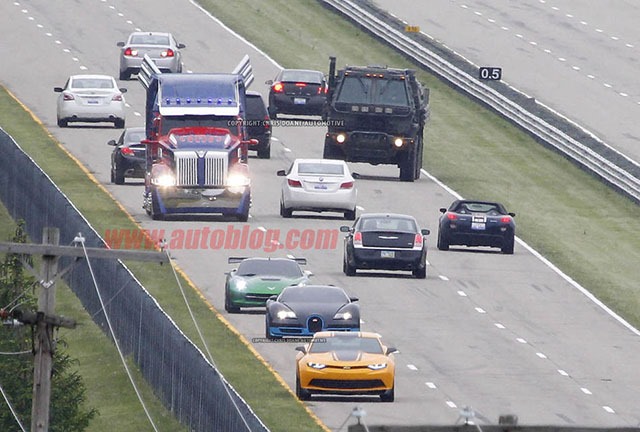 Transformers 4 Set Video Features a Revamped Bumblebee and Optimus Prime 01