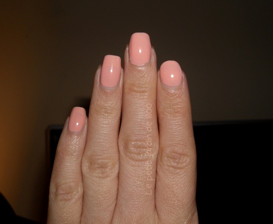 01-beauty-uk-nail-polish-peach-melba