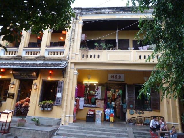 [Vietnam-Hoi-An-Old-Town-16-August-20%255B20%255D.jpg]