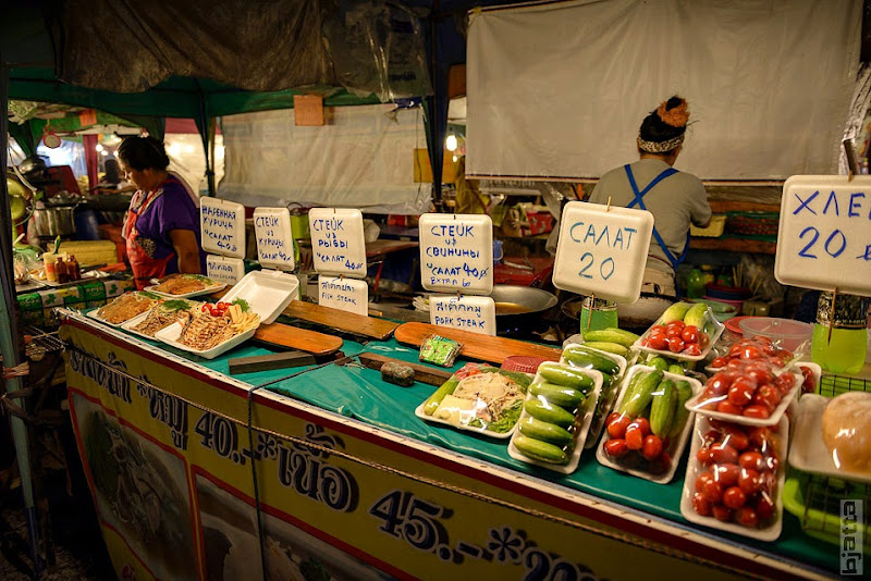 2557_Thailand_Pattaya_Jomtien_Night_market_at_beach-46