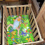 Titou dans son lit pour bébé ("Prince Size" !)