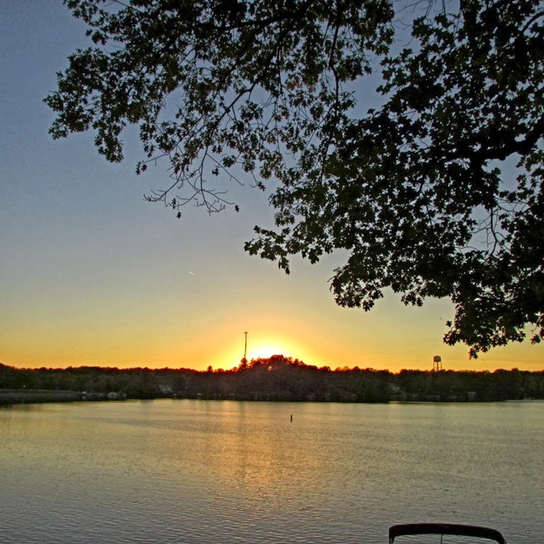 [A---lake-sunset-twilight4.jpg]