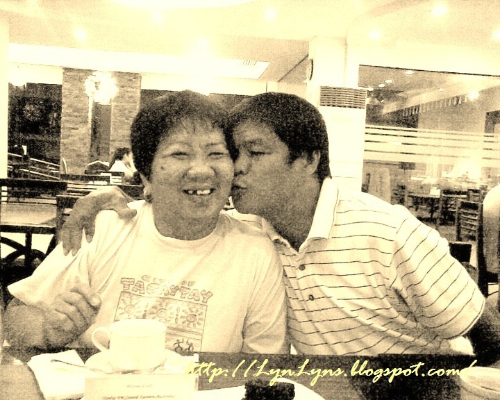 [Mama%2520and%2520Papa%2520_%2520Day%25201%2520A%2520Photo%2520that%2520makes%2520you%2520happy%255B14%255D.jpg]
