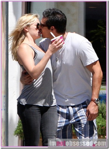 #4898656 Singer LeAnn Rimes spent the day in Calabasas, California with her loving actor boyfriend Eddie Cibrian on April 26, 2010. The happy couple showed one another some affection after a bite to eat followed by some Menchie’s dessert.  Eddie grabbed his leading lady and gave her a big smooch before catching on the shutterbugs. The country singer is the face of a campaign called  "Stop Hiding From Psoriasis," by the American Academy of Dermatology and the National Psoriasis Foundation which is aimed at informing the public about the condition and getting those who suffer from it to "stop hiding and start living."  Fame Pictures, Inc - Santa Monica, CA, USA - +1 (310) 395-0500