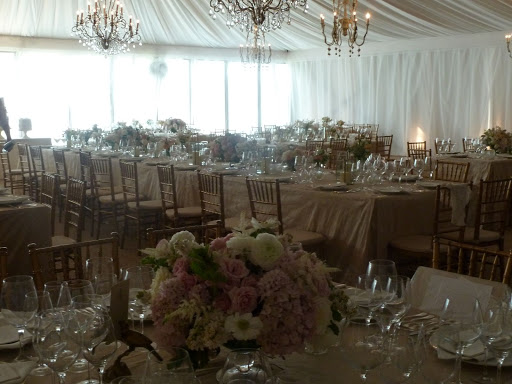 A snapshot of the tent before the ceremony. The afternoon light was so pretty.