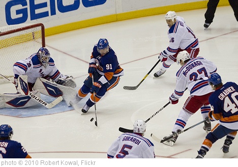 'Rangers vs Islanders' photo (c) 2010, Robert Kowal - license: http://creativecommons.org/licenses/by-sa/2.0/