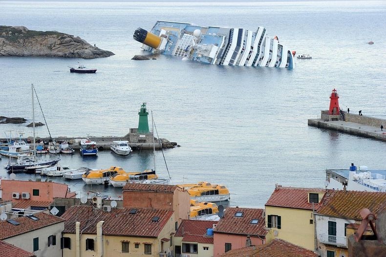 Costa-Concordia-3