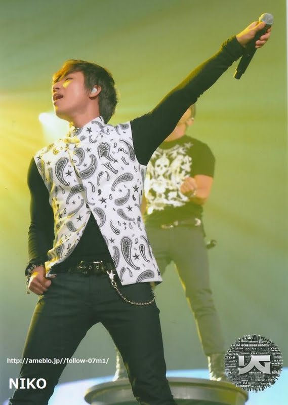 Big Bang - YG Family Concert 2012 - Official Photo Collection - 10.jpg
