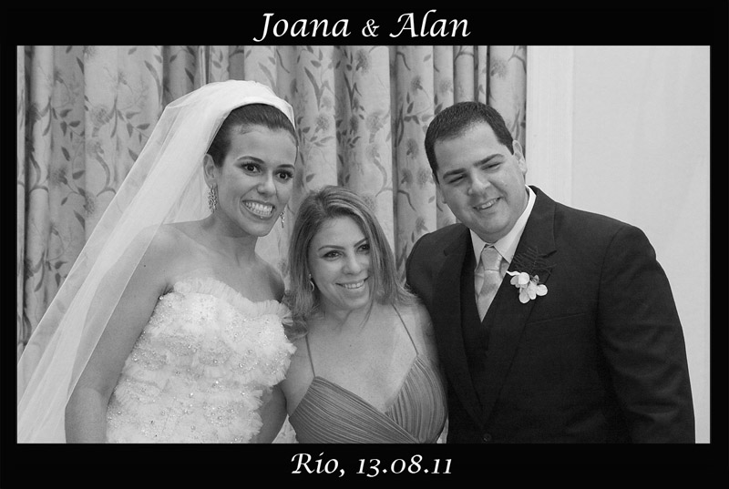 Fotos de Joana e Alan - 13.08.11. Foto numero 019 da Social Click Fotografia Digital, do Rio de Janeiro, RJ, que faz fotos divertidas, fotos malucas, fotos com fantasias, fotos na hora, fotografia maluca, fotografia divertida com molduras personalizadas. foto digital camarim maluca brinde para casamento copacabana palace aniversario fotos empresas divertidas malucas animadas animado fotografos casamentos fotografo rio montagens com de aniversários 15 anos