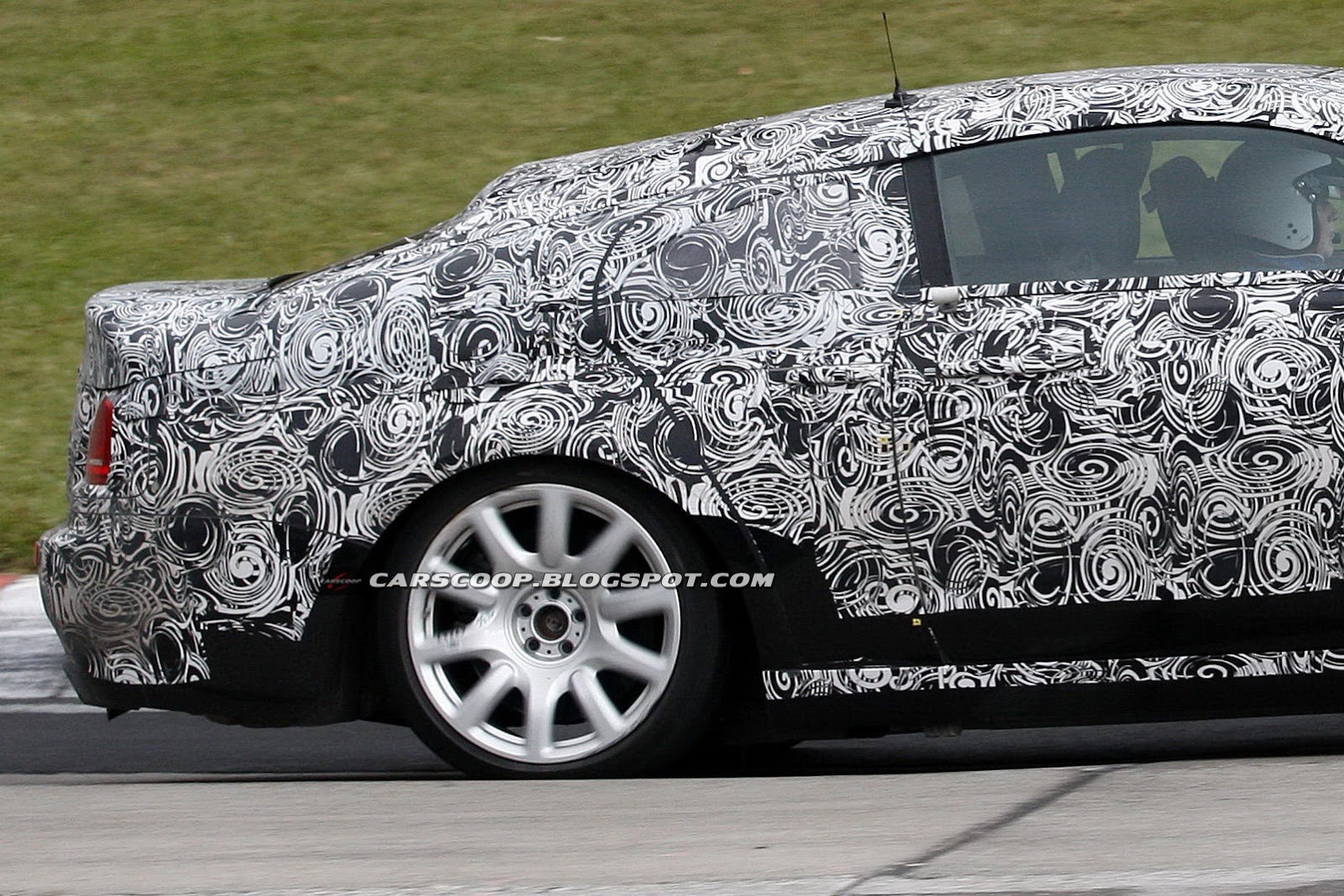 [2014-Rolls-Royce-Ghost-Coupe-9%255B3%255D.jpg]