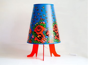 155_she-lamp
