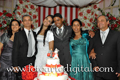 Fotos do evento Jaiane e Júnior. Foto numero 0693 do estudio Foto Arte Digital, de Itaborai, RJ, que faz fotografia de casamentos (fotos de casamento), fotos de aniversario (fotografia de aniversario), fotos de 15 anos, fotos de criancas (fotografia infantil), fotos de eventos sociais, videos de casamento, videos de 15 anos, videos de making-of, videos de aniversario, video infantil (video de criancas) e videos de eventos sociais. Fotojornalismo e videojornalismo em Itaborai, RJ.