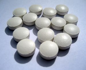 755944_white_round_pills.jpg