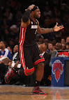 lebron james nba 121102 mia at nyk 08 King James wears 5 Colorways of Nike LeBron X in 6 Games