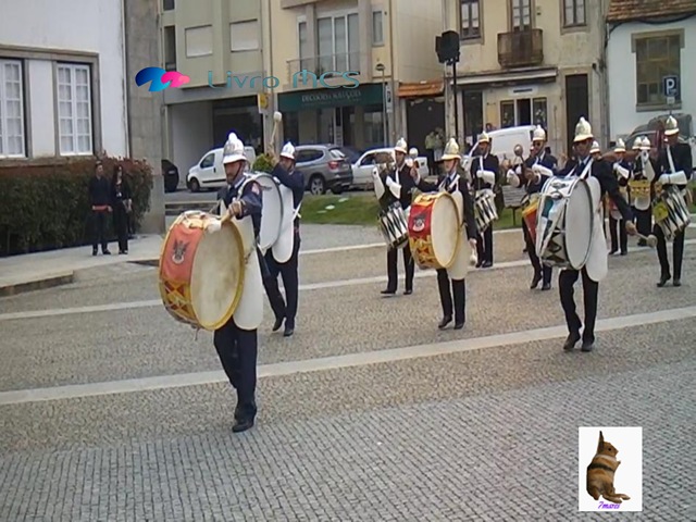 [Bolg%2520Gazeta%2520de%2520Espinho007%2520Livro%2520MCS%255B2%255D.jpg]