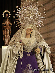 maria-santisima-de-la-caridad-de-granada-besamanos-8-de-septiembre-festividad-liturgica-2013-alvaro-abril-vestimentas-(25).jpg