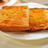 Pa amb tomàquet - La meilleure version dégustée à Barcelone lors de notre séjour. Juste toasté, il en est presque feuilleté sans être sec. Ail, huile dolive et tomate présents juste comme il faut. Parfait.
