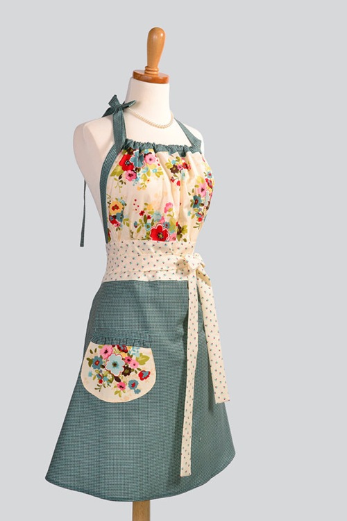 Turquoise/Brown Houndstooth & Creamy Florals Apron by Creative Chics Turquoise/Brown Houndstooth & Creamy Florals Apron by Creative Chics
