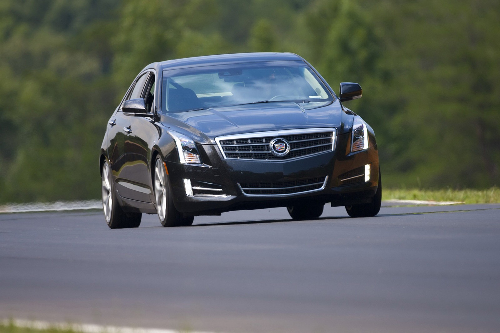 [2013-Cadillac-ATS-94%255B2%255D.jpg]