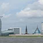 DSC01817.JPG - 23.06.2013. Bremerhaven (ujście rzeki Wezery); widok miasta i portu