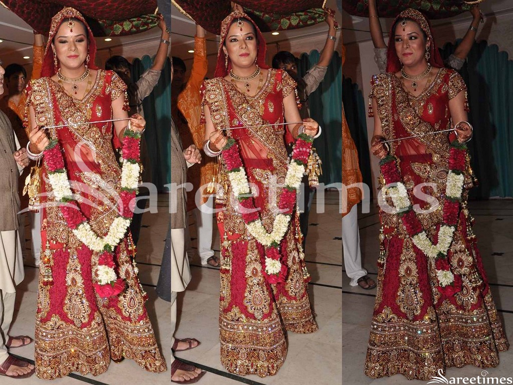 [Udita_Goswami_Wedding_Lehenga4.jpg]