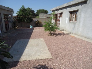 [House%2520back%2520yard%255B4%255D.jpg]