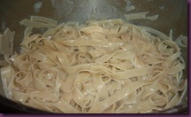 Tagliatelle di farro con crema di parmigiano (2)