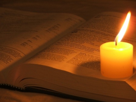 [candle%2520on%2520bible%255B3%255D.jpg]