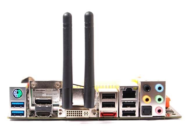 Zotac H77 ITX-A-E-back H77ITX-A-E-back