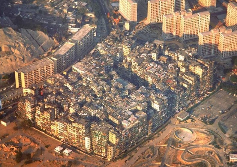 kowloon-walled-city-0