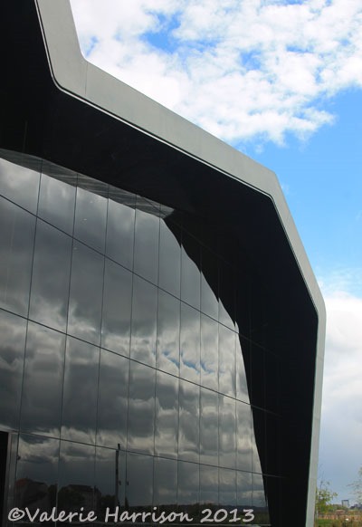 [18-riverside-museum%255B2%255D.jpg]