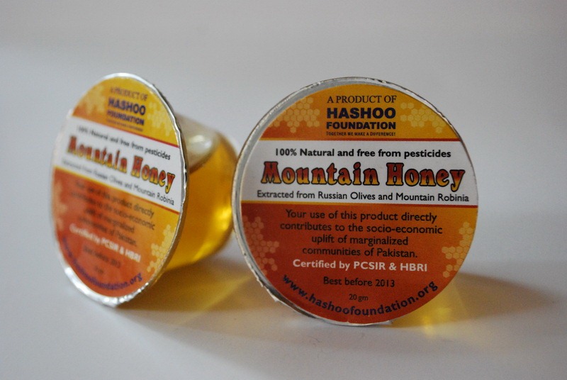 [Hashoo%2520Foundation%2520Mountain%2520Honey%2520%2520%252822%2529%255B5%255D.jpg]
