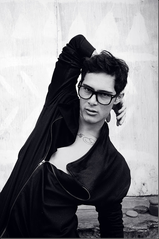Maximillian-Silberman-by-Lonnie-Webb-MaleModelSceneNet-01