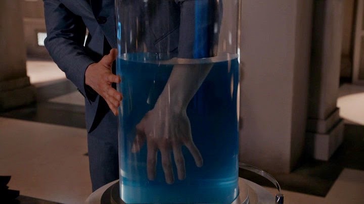 [Doctor%2520Who%2520-%25203511%2520-26%255B2%255D.jpg]