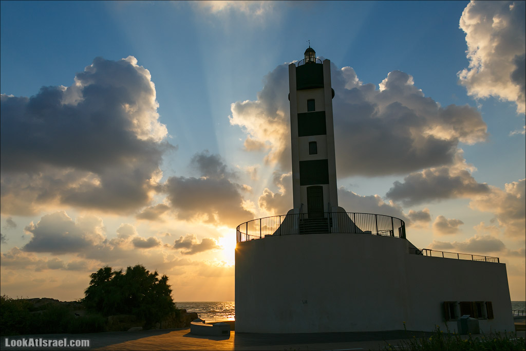 Лестница которая... ведет к свету