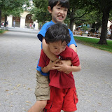 Eidan and Kai in the Hofgarten