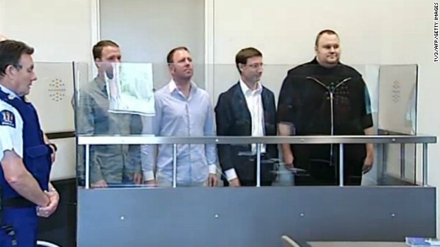 [120123082519-megaupload-schmitz-story-top%255B2%255D.jpg]