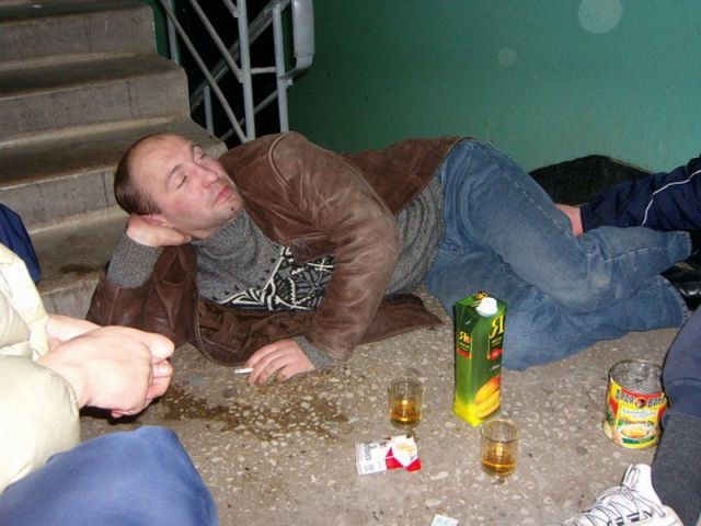 [drunk-wasted-people-22%255B2%255D.jpg]