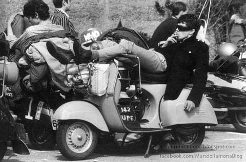 [Mods-vintage-beefcake-30650556-480-317%255B4%255D.jpg]