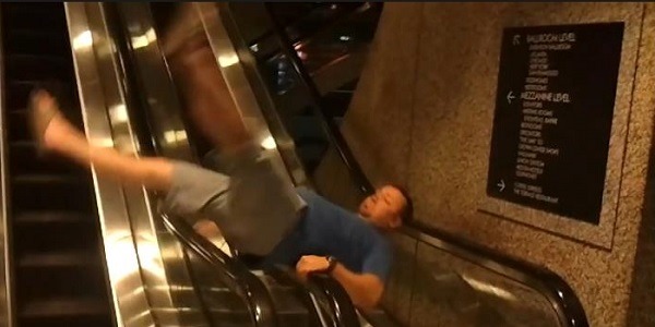 Compilação Fail em escada rolante Compilação Fail em escada rolante