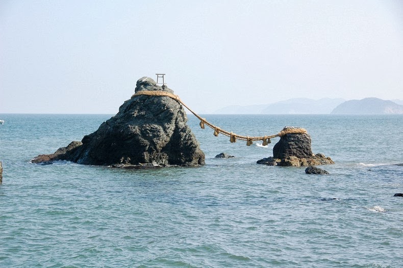 meoto-iwa-5 meoto-iwa-5