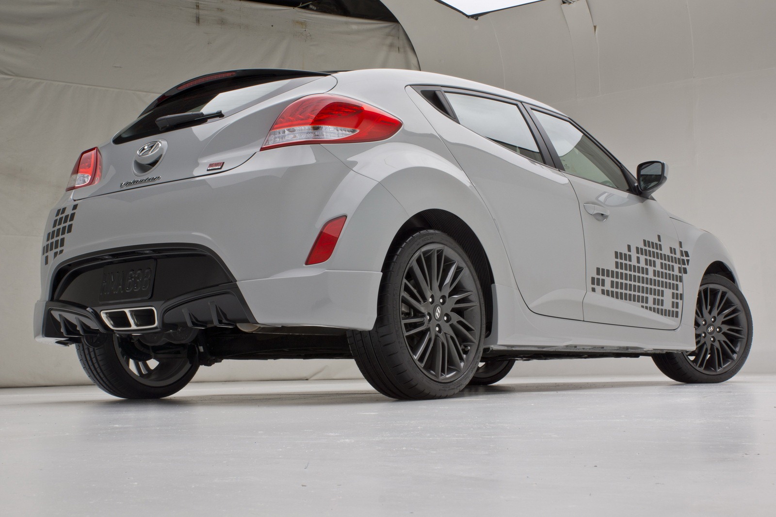 [Hyundai-Veloster-RE-MIX-7%255B3%255D.jpg]