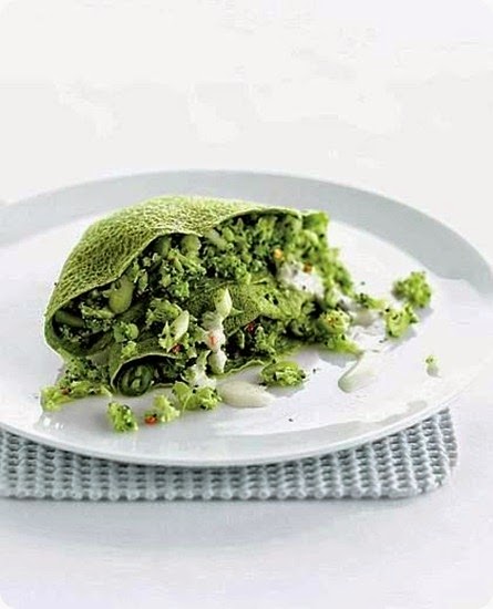 Crespelle di basilico farcite con broccoletti