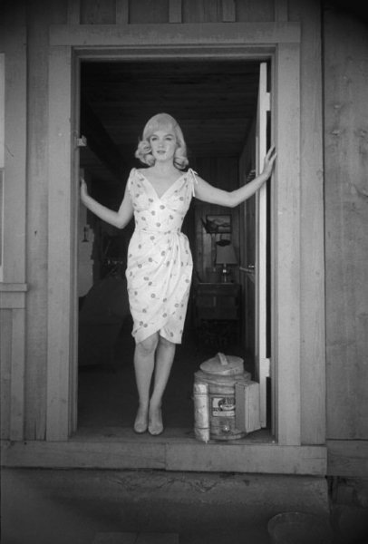 [Misfits%2520Cherry%2520Dress%252011%255B3%255D.jpg]