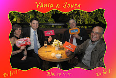Fotos do evento Vânia e Souza - 18.11.11. Foto numero 52 da Social Click Fotografia Digital, do Rio de Janeiro, RJ, que faz fotos divertidas, fotos malucas, fotos com fantasias, fotos na hora, fotografia maluca, fotografia divertida com molduras personalizadas. fotos divertidas malucas foto maluca animadas animado rj rio de janeiro divertida fantasia animada fotografia noiva fotógrafa retrato social fotografias para casamento noivos
