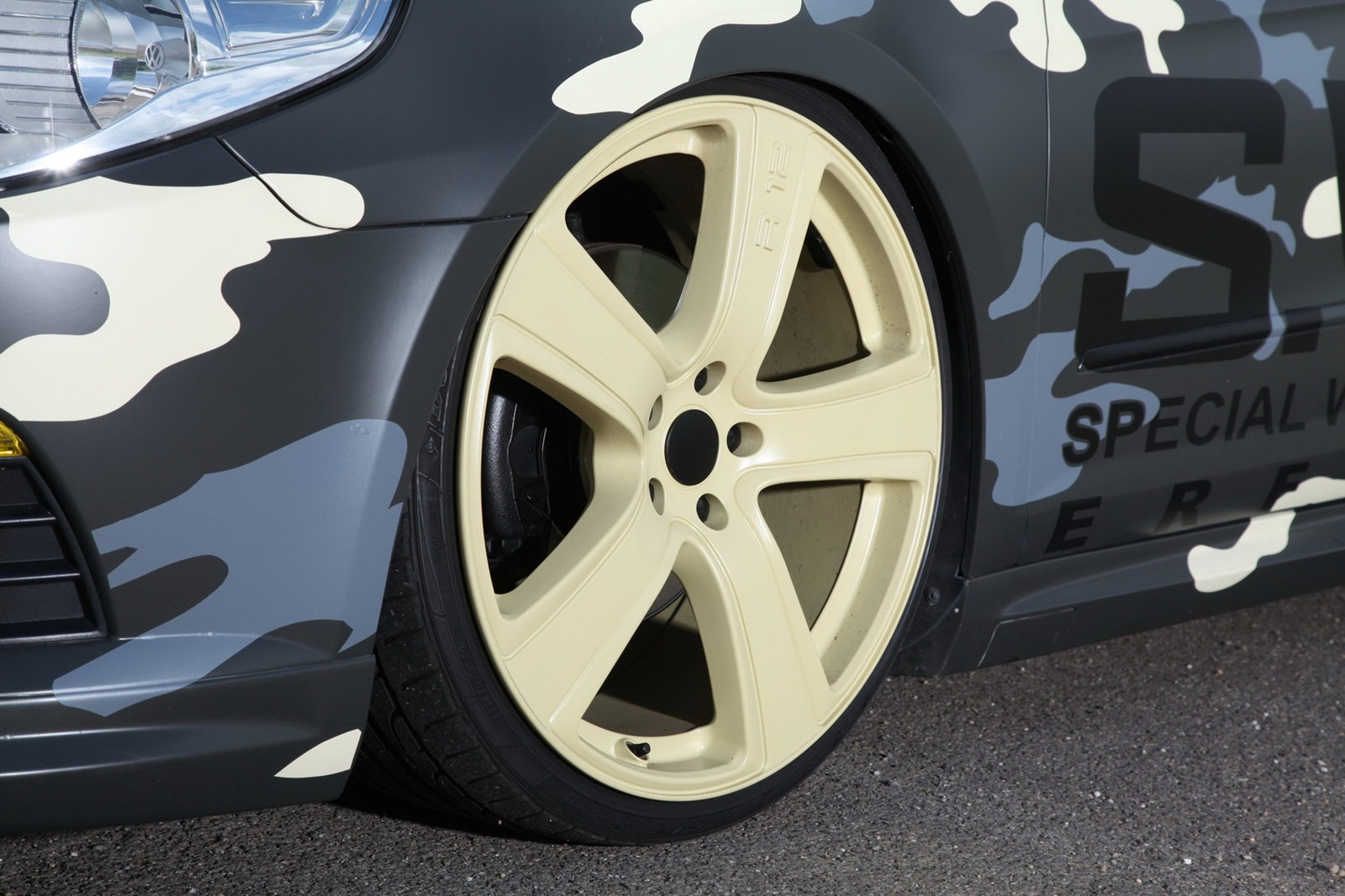 [VW-CC_Camo-1%255B5%255D.jpg]