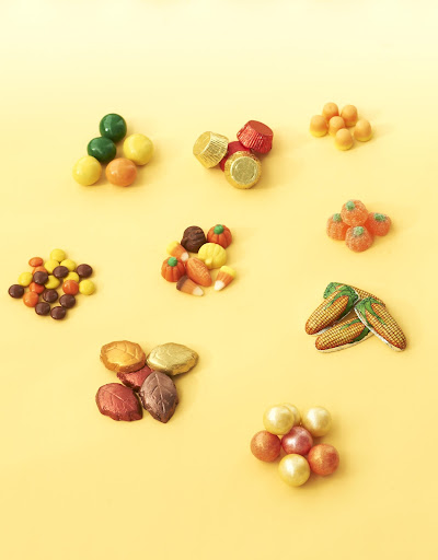 I love this glossary of some autumnal candies which we got from Groovy Candies, http://www.groovycandies.com/. I love this glossary of some autumnal candies which we got from Groovy Candies, http://www.groovycandies.com/.