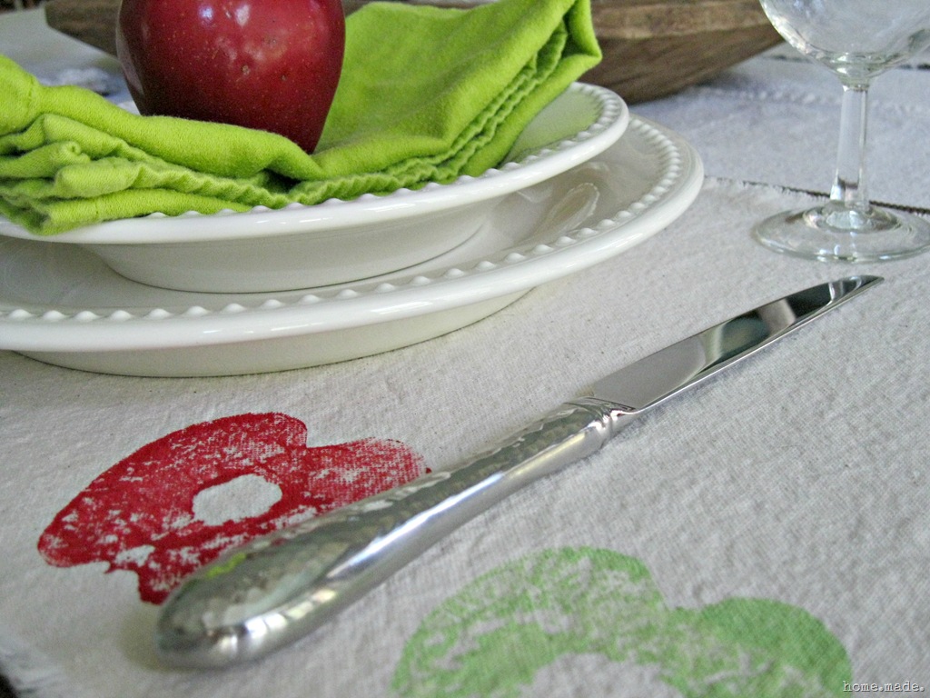 [home.made.%2520Apple%2520Stamped%2520Placemat%255B4%255D.jpg]