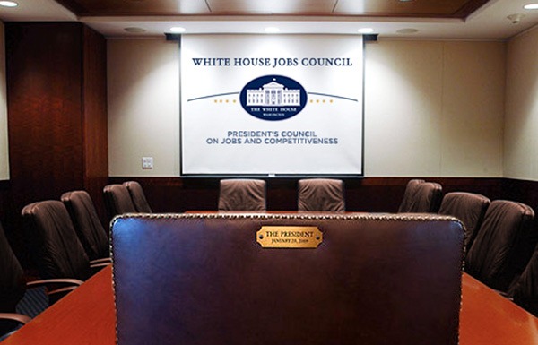 [bo%2527s%2520empty%2520chair%255B3%255D.jpg]